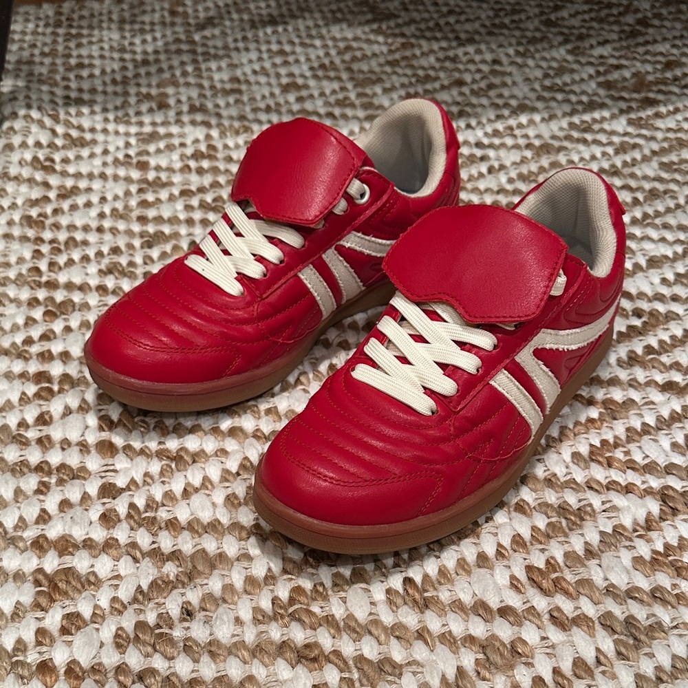Steve Madden Madrid Red and White Sneakers
